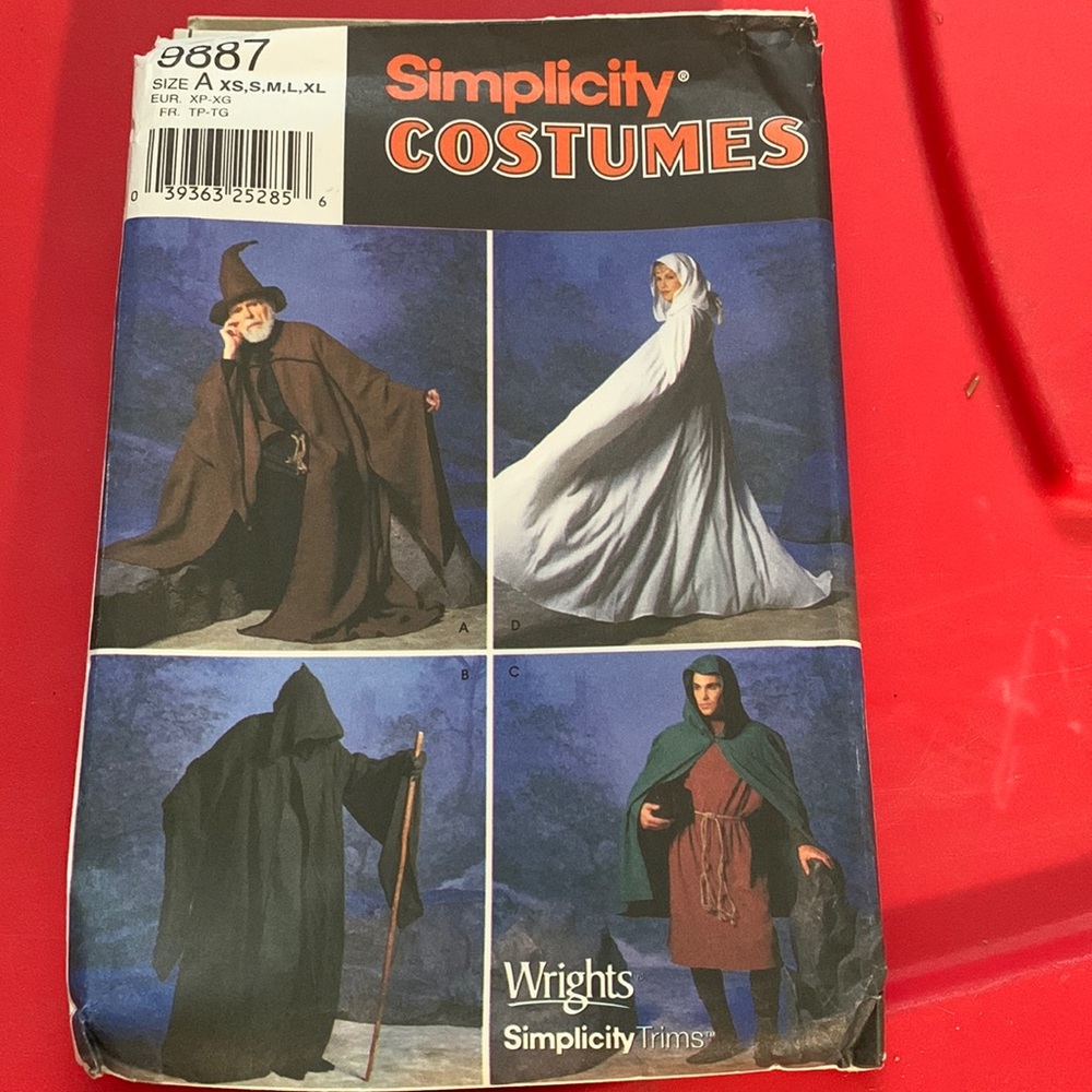 Simplicity costume pattern Misses, Men’s, teen’s cape, tunic and hat.